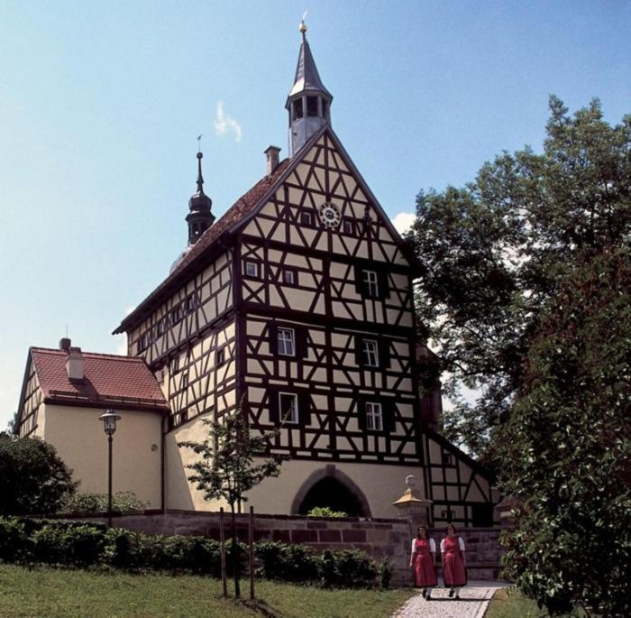 Turmstueble Im Torhaus Von 1545 Apartment Burgbernheim Bagian luar foto